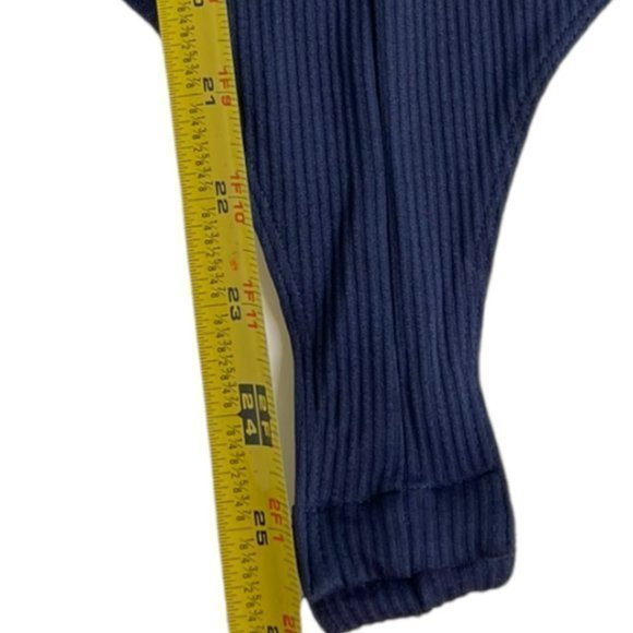 NWT Spalding Seamless‎ Deep V-neck Bodysuit Undershirt - Picture 10 of 13